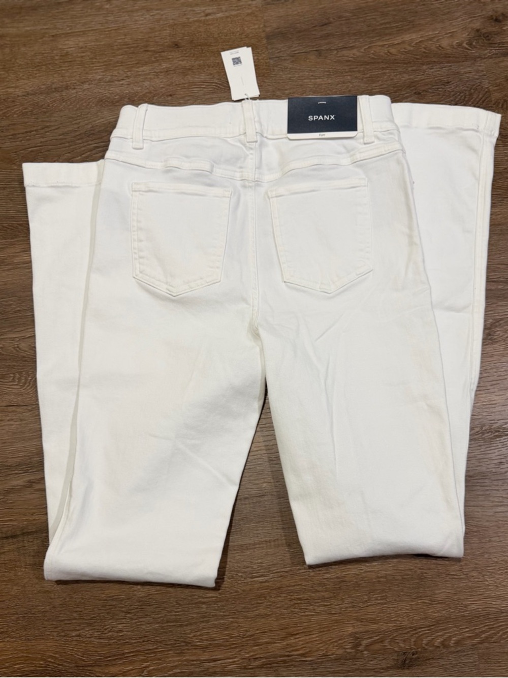 SPANX White Women's Flared Jeans - Picture 7 of 10
